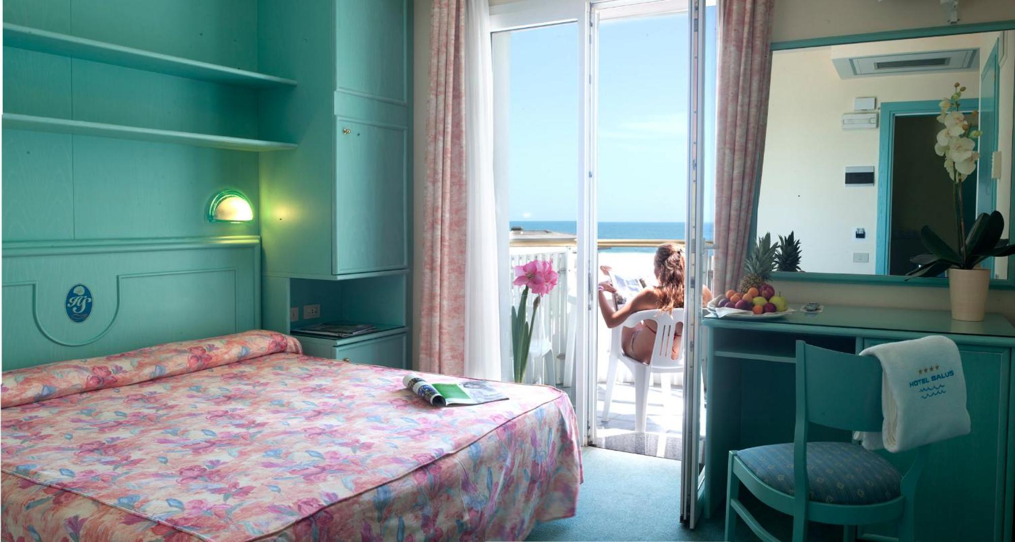 Salus Smart & Chic Hotel