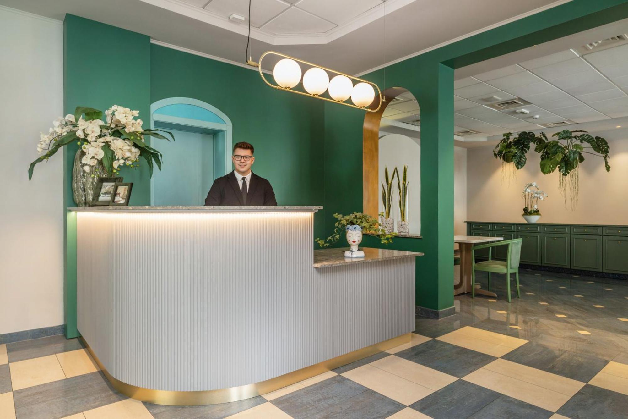 Salus Smart & Chic 4*